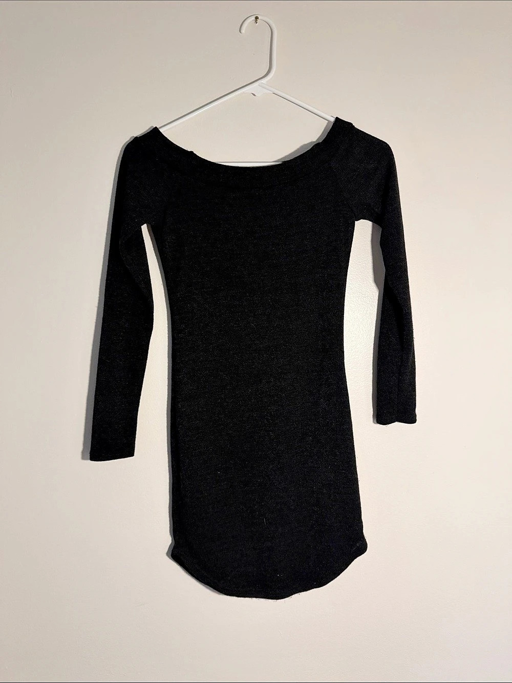 Papaya Black Long Sleeve Dress Size Small Like New